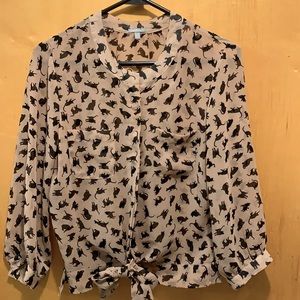 Sm  cat blouse NWOT no wear tear or stains